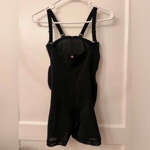 Design Veronique #850 Black Medical Compression Girdle w/ 2 Side Zippers Size L